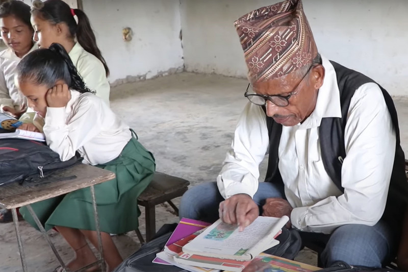 कक्षा ५ मा पढ्दै ६१ वर्षीय रिमबहादुर