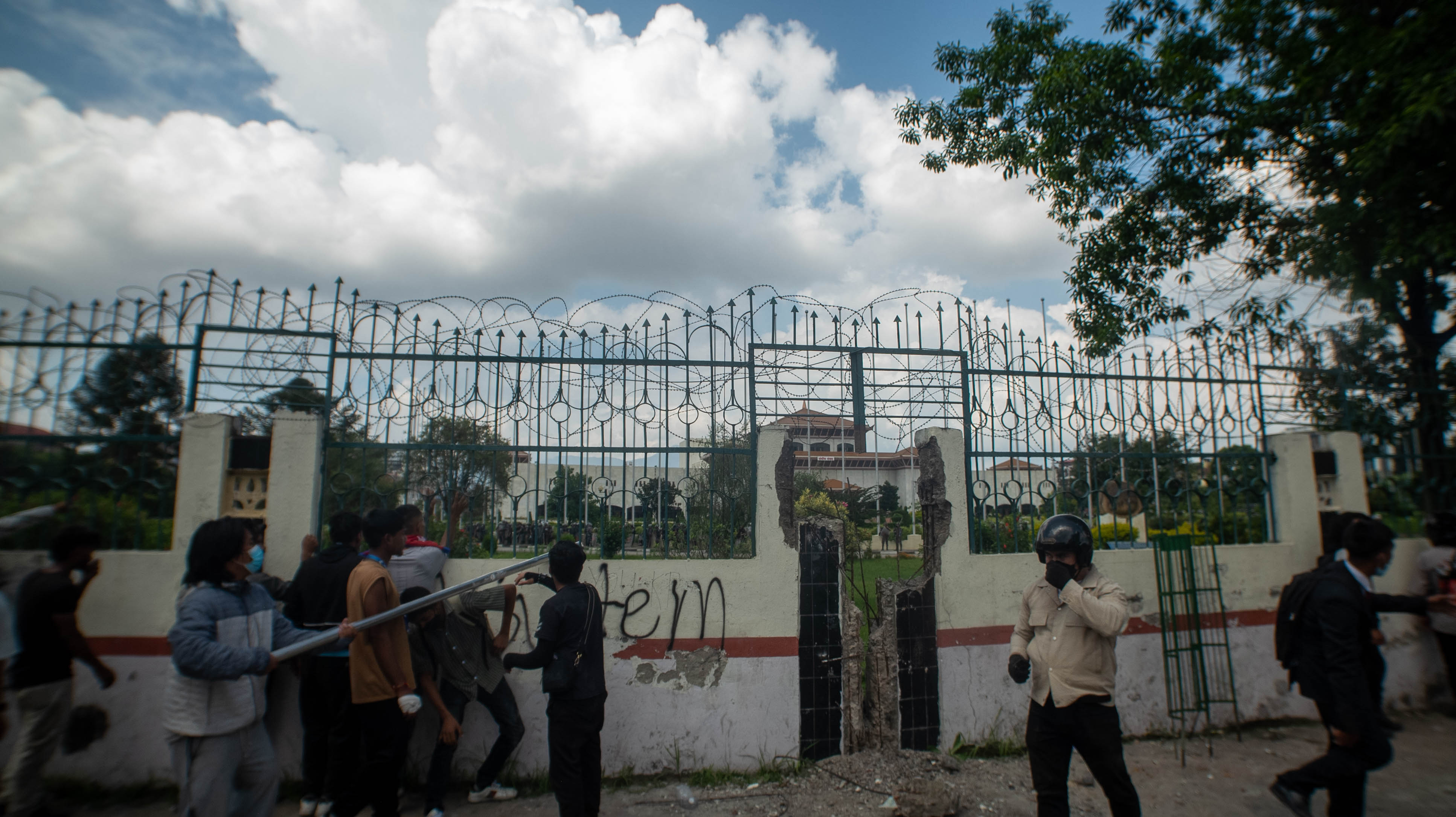 जनधनको रक्षा गर्न विफल सुरक्षा संयन्त्र